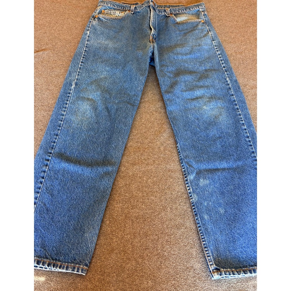 Levis 505 Relaxed Fit Made in USA Blue Denim Jeans Mens 38 (37 )x30 Vintage 90s